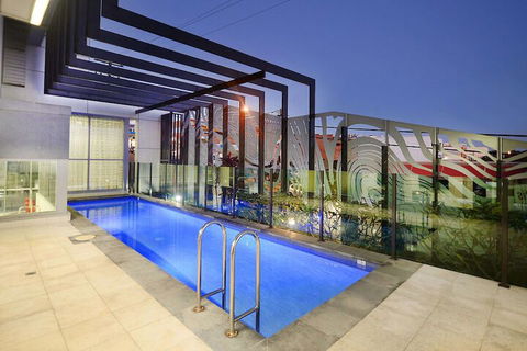 Oaks Gladstone Grand Hotel - Holiday Find 3