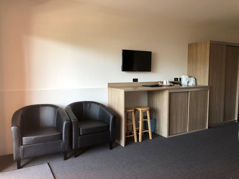 Huskisson Beach Motel - Holiday Find 2