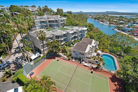 Noosa Crest - Holiday Find 0