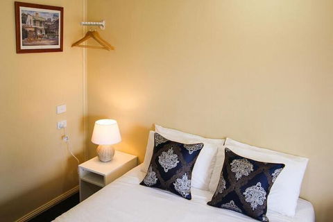 Motel 359 - Holiday Find 7