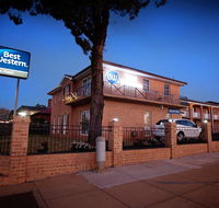 Blue Gum Motor Inn - Holiday Find