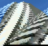 Ambience on Burleigh Beach - Holiday Find