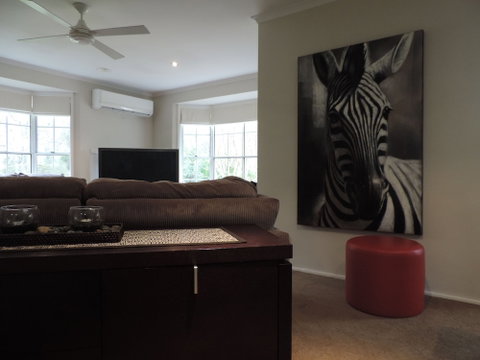 Westwood Lodge Apartments - Holiday Find 3