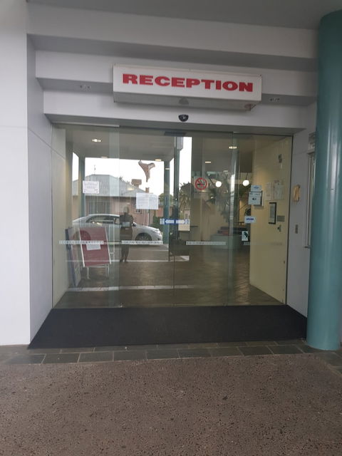 Tamwell Motel And Coffee Lounge - Holiday Find 0