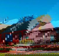 Stanley Hotel  Apartments - Holiday Find