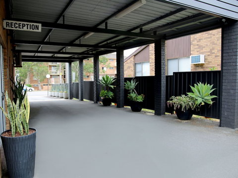 Elizabeth Motor Inn - Holiday Find 1