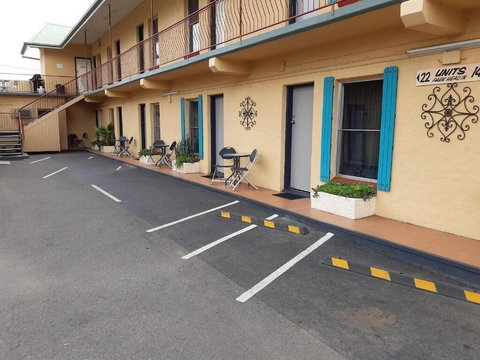 Inverell Motel - Holiday Find 5