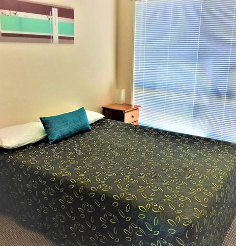 Emerald Motel Apartments - Holiday Find 2