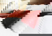 Off The Lane B & B - Holiday Find 0