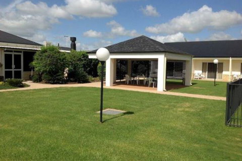 Mas Country Roma Explorers Inn Roma - Holiday Find 0