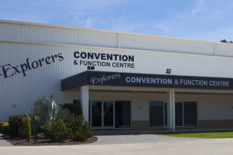 Mas Country Roma Explorers Inn Roma - Holiday Find 4