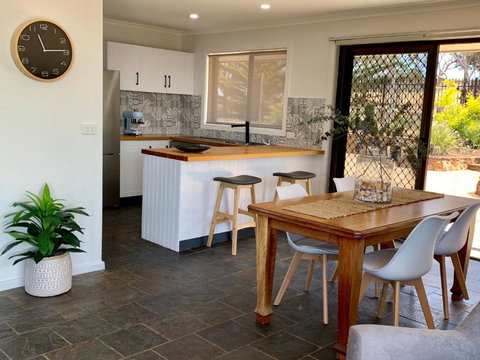 Nepean View - Holiday Find 4