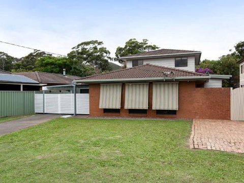 Willows At The Bay 111 Horace St. Large House With Aircon WIFI & Boat Parking. - Holiday Find 0