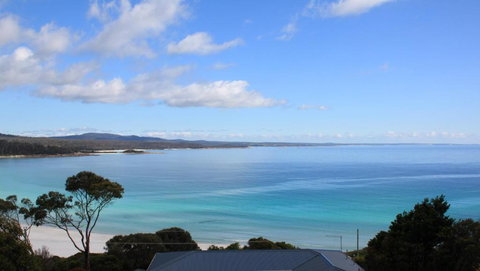 SEA EAGLE COTTAGE Amazing Views Of Bay Of Fires - Holiday Find 2
