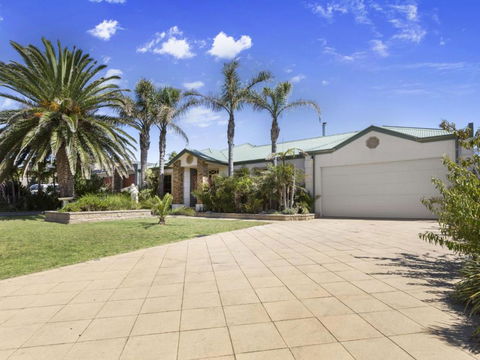 DIAMOND BAY RETREAT SORRENTO - Holiday Find 4