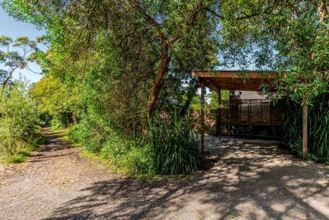 SUNSET BEACH SHACK On SURF - Holiday Find 3