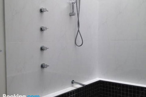 Waterscape 4pm Check Out Sundays - Holiday Find 0