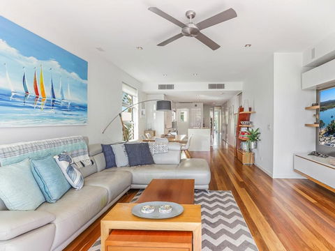 Panoramic River & Ocean Views Noosaville - Holiday Find 5