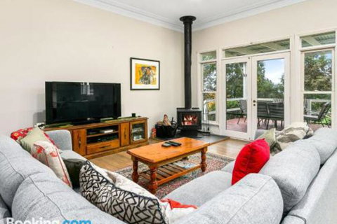 Elm Cottage - Holiday Find 3