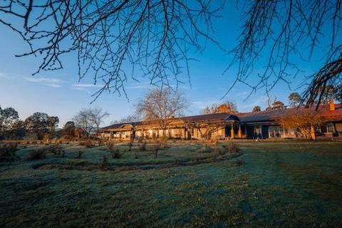 Acheron Valley Lakefront Cottages - Holiday Find 2