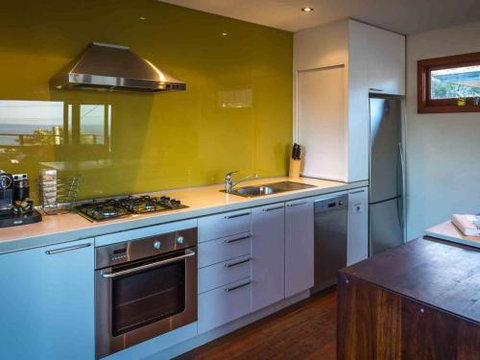 CARMELONE Gerroa 4pm Check Out On Sundays - Holiday Find 4