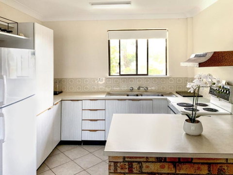 Fairburn Apartment 6 - Holiday Find 4