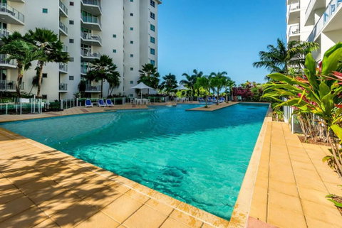 Harbour View Studio Pad - Holiday Find 1