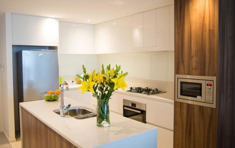 KUI Manhattan Apartments - Holiday Find 2