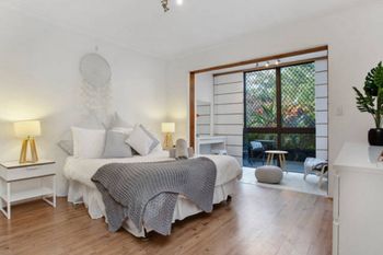 Coolangatta Beachside Villas - Holiday Find 0