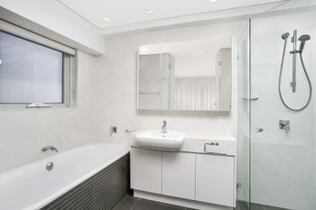 Harbourside Luxury PNT03 - Holiday Find 2