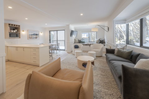 Discobulous 7 - Holiday Find 2