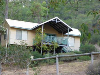 Nannup Valley Chalets - Holiday Find 2