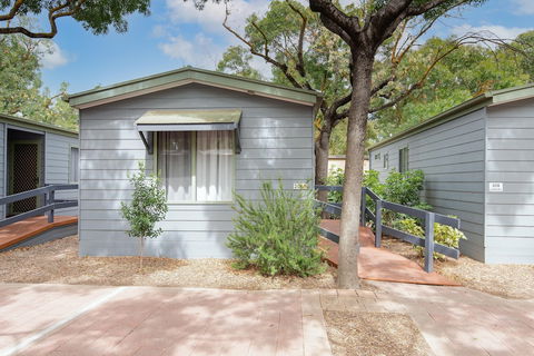 Adelaide Caravan Park - Holiday Find 0