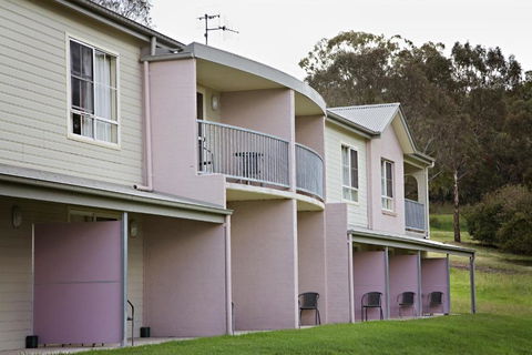 BATHURST GOLDFIELDS MOTEL On MOUNT PANORAMA - Holiday Find 3