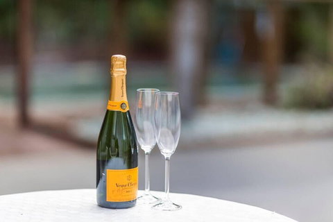 Coogee Luxury Home With Salt Water Pool & Parking - Holiday Find 3