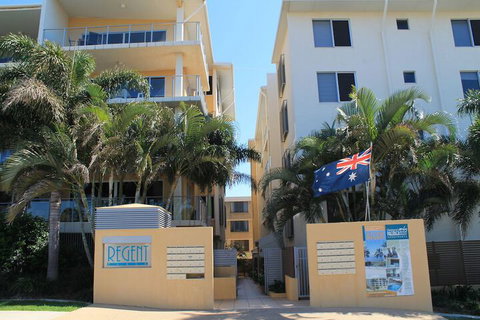 Regent Place Apartments - Holiday Find 2