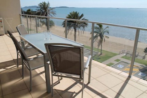 Regent Place Apartments - Holiday Find 0