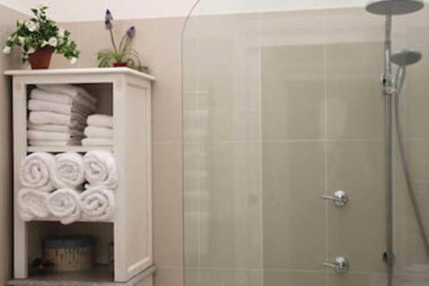 Rose Garden On Church BnB - Holiday Find 2