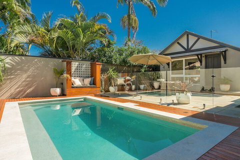 A PERFECT STAY - 3 Little Pigs - Holiday Find 3