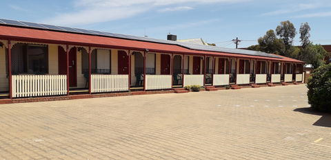 Daydream Motel And Apartments - Holiday Find 1
