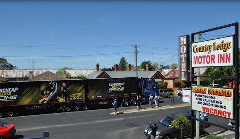 Country Lodge Motor Inn - Holiday Find 0