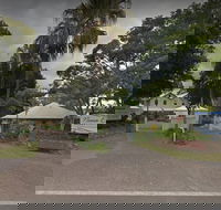 Noosa Entrance Waterfront Resort - Holiday Find