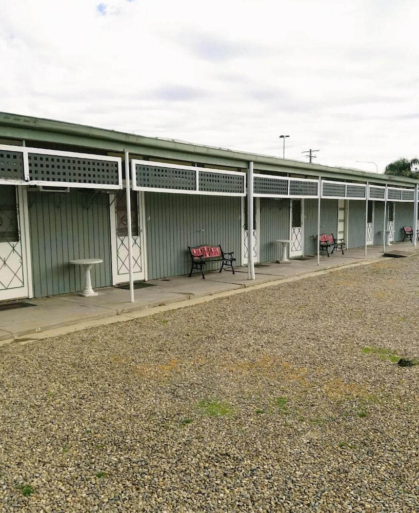 South Gundagai NSW Holiday Find