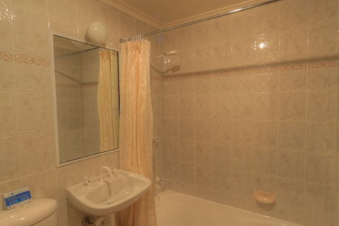 Candlelight Lodge - Holiday Find 6