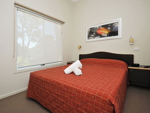 NRMA Eastern Beach Holiday Park - Holiday Find 3