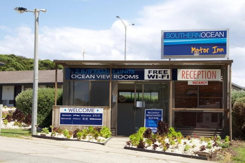 Southern Ocean Motor Inn - Holiday Find 3