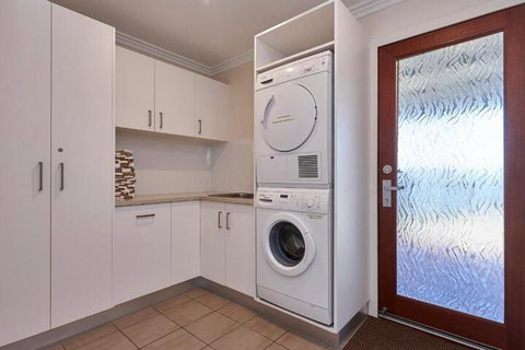 Esperance Landing - Holiday Find 4