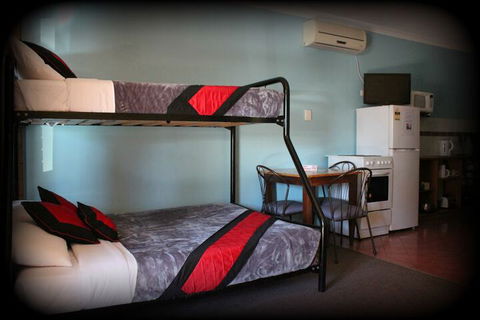 York Motel - Holiday Find 7