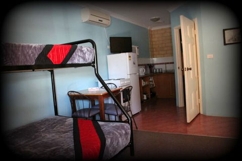 York Motel - Holiday Find 5