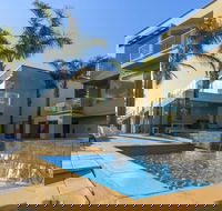 The Bluff Resort Apartments - Holiday Find